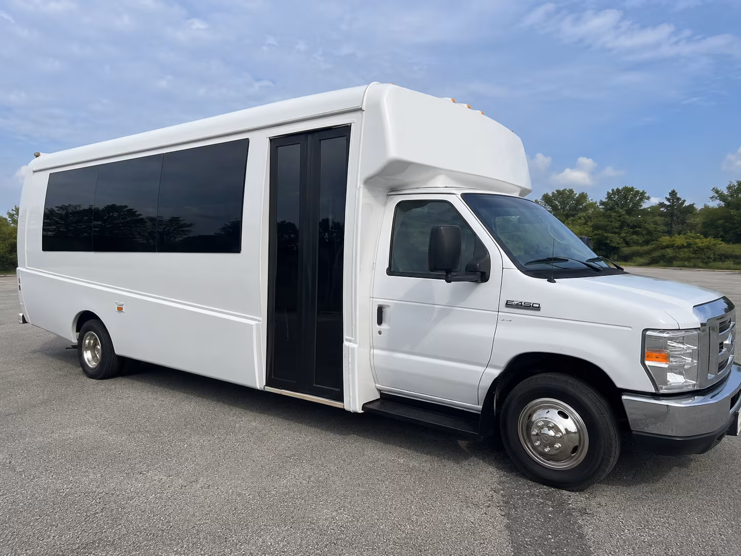 Los Angeles Homecoming & Prom Party Bus Rentals